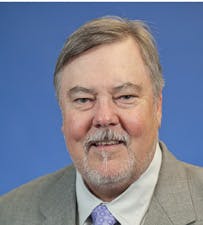 Fragmentation in connectivity and power grids plagues SSL evolution