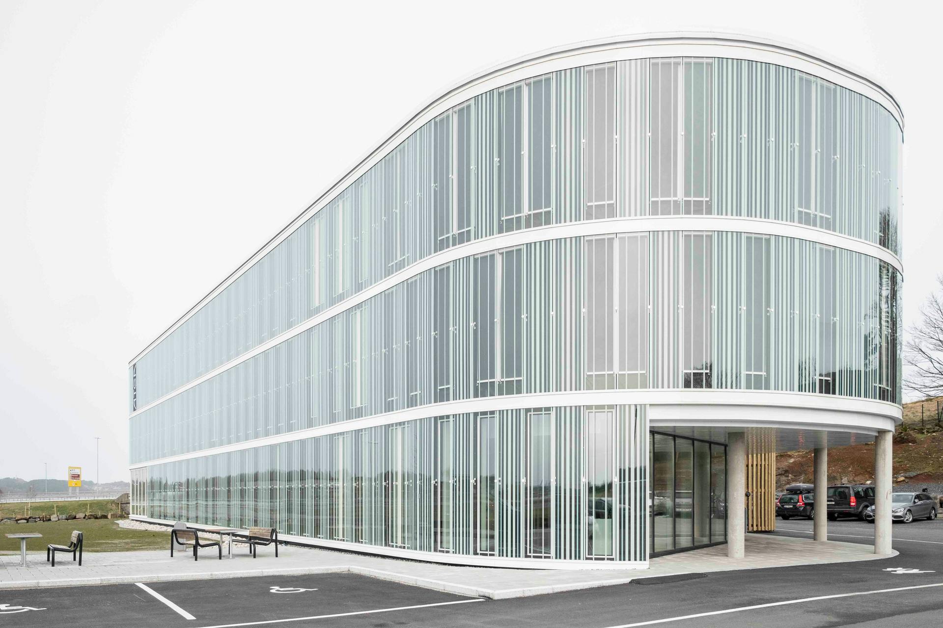 Atea&rsquo;s Stavanger office is a new build, making it a good match for PoE lighting. (Photo credit: Image courtesy of Signify.)