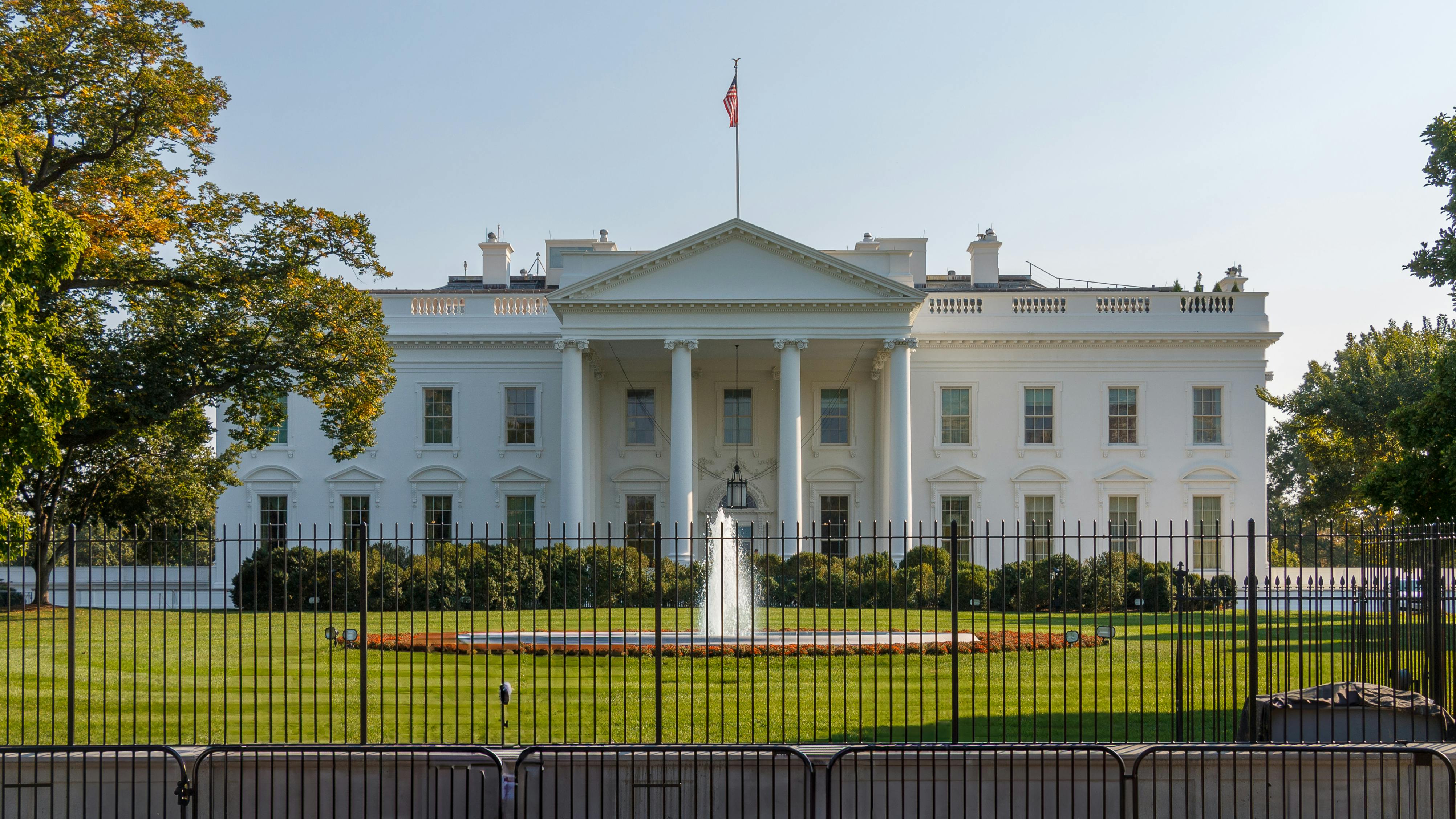 67911d8a4ece416305b6bd71 Dreamstime Xxl 333146797