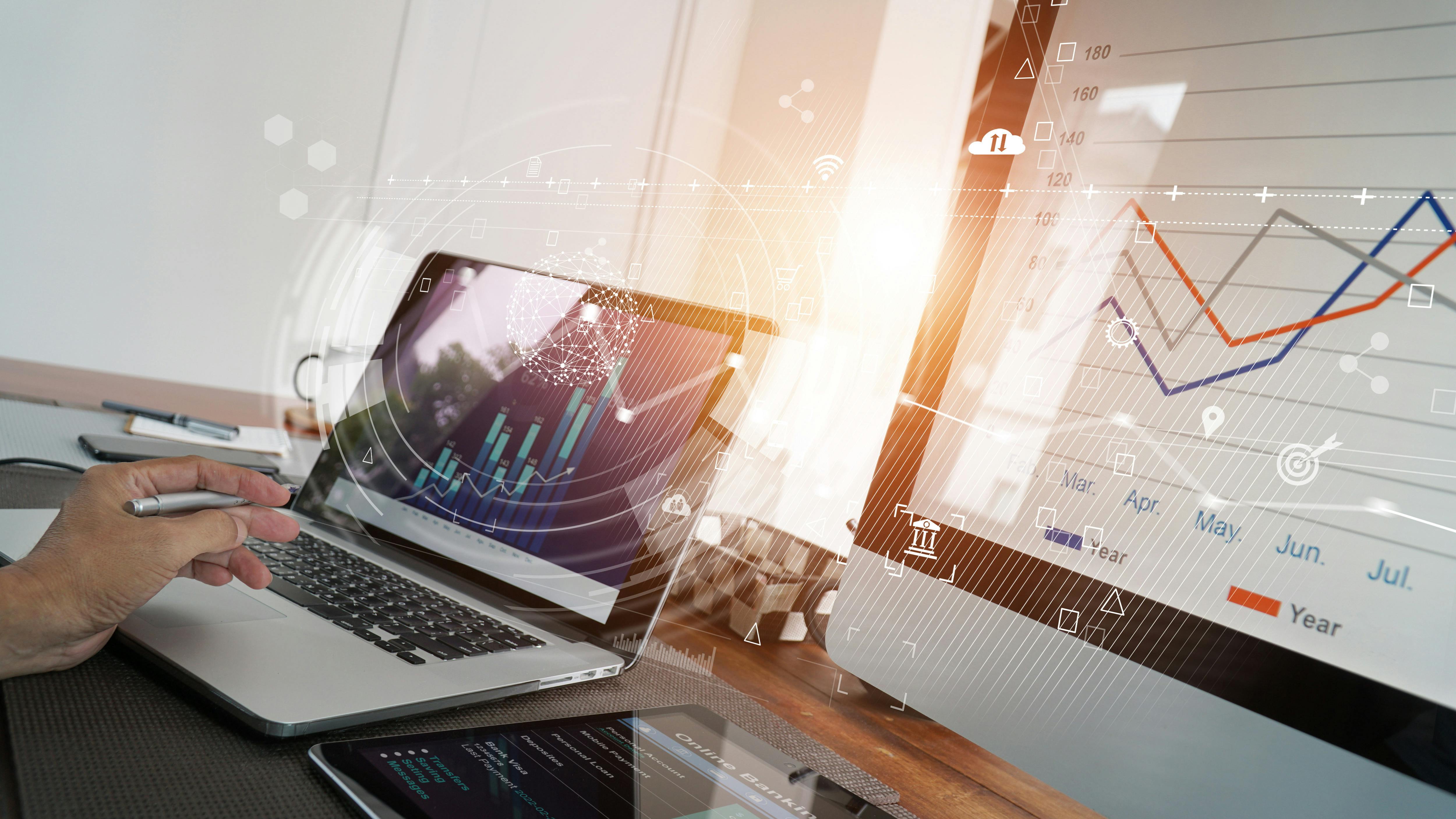 690e43a56fe8baa553493c57 Dreamstime Xxl 154742193