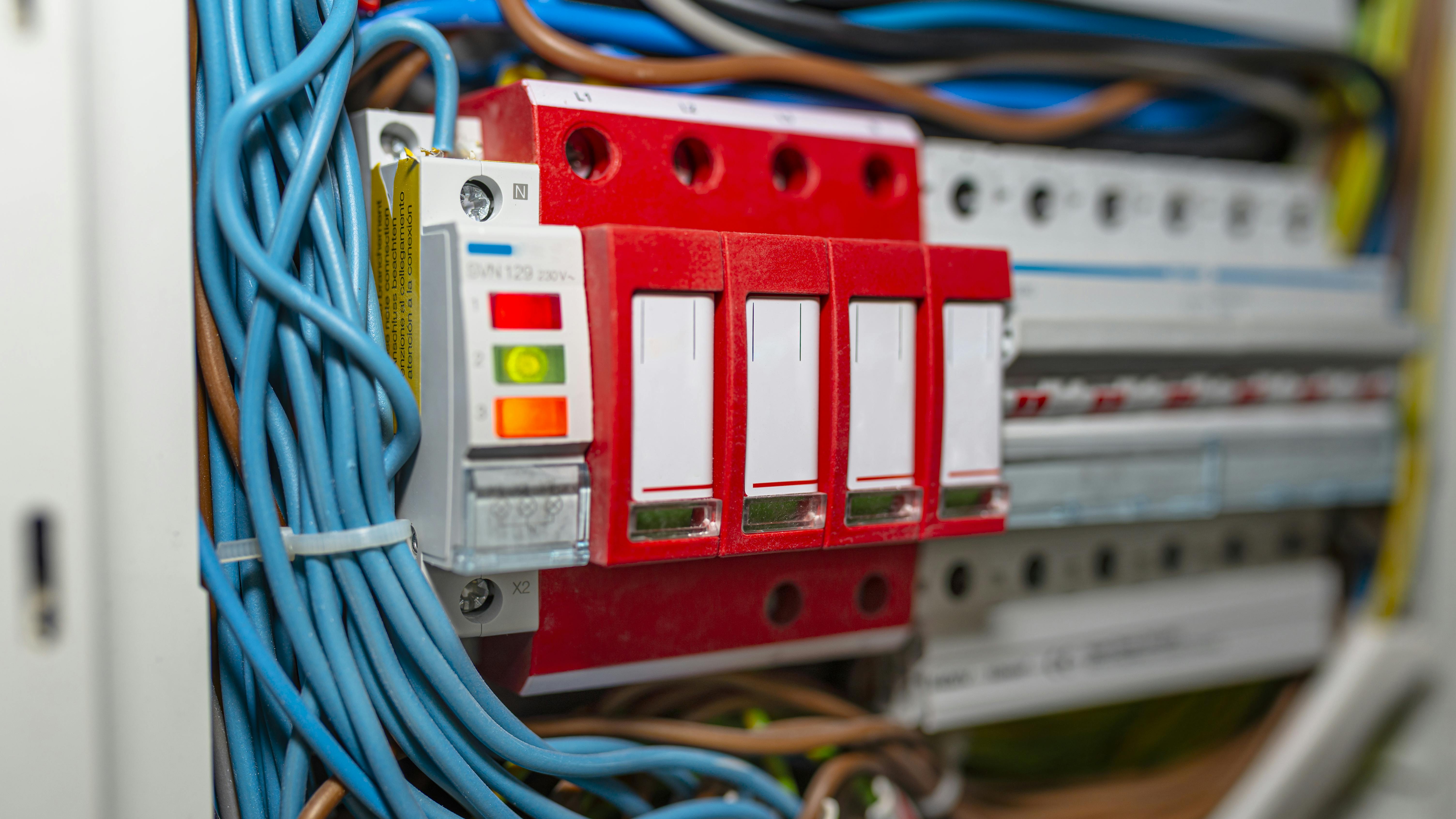 dreamstime_xxl_176395280