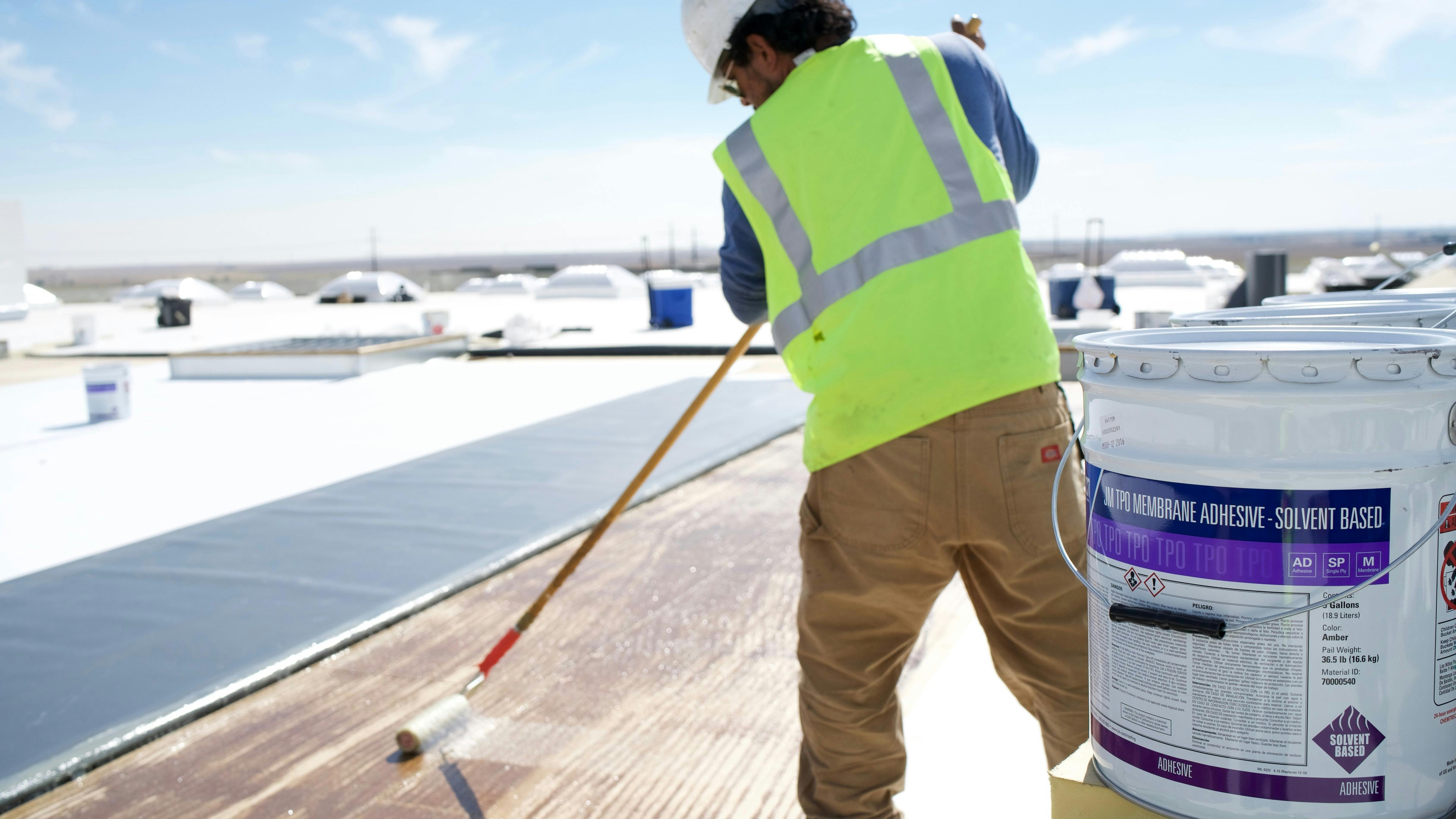 johns_manville__jm_quickfoam_adhesive