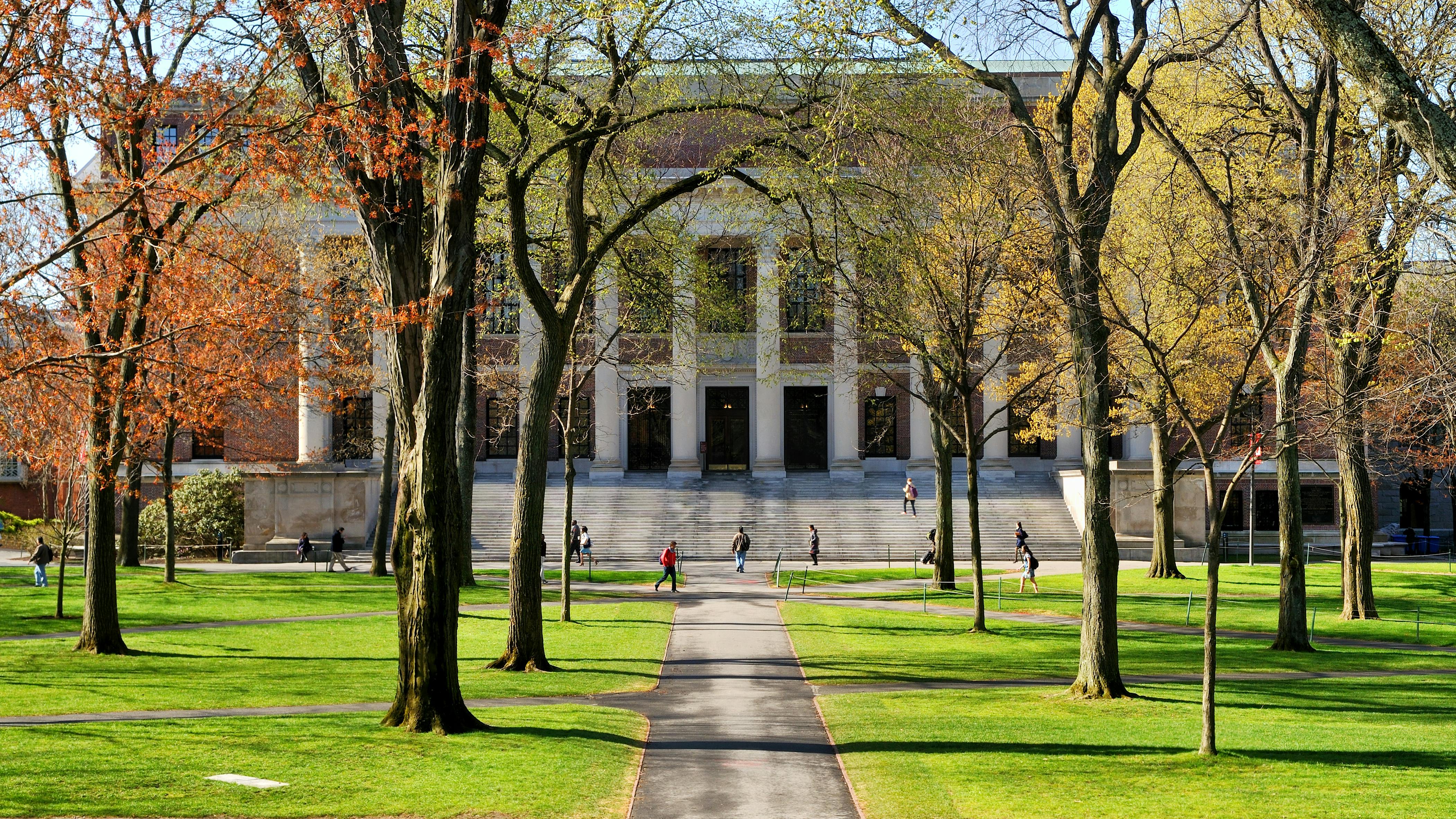 College campuses can pose communication challenges, but it&rsquo;s critical to ensure this infrastructure operates seamlessly.