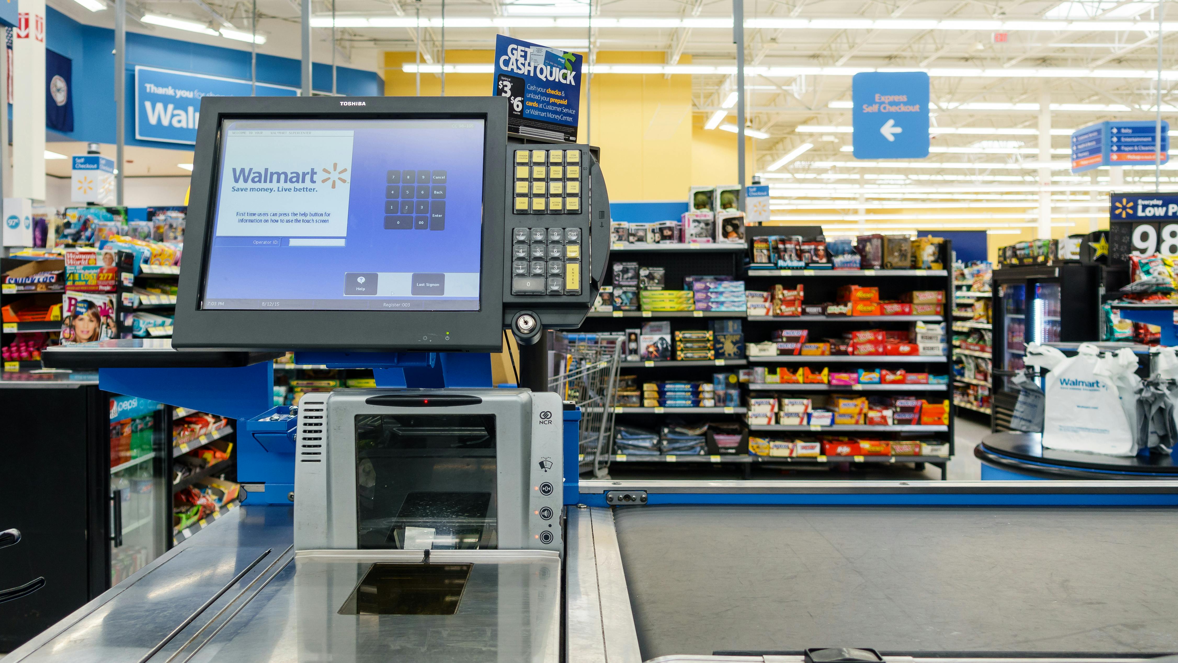Walmart has announced it&rsquo;s rolling out e-labels to 2,300 of its stores, but replacing the batteries creates challenges and e-waste.