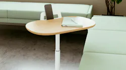 arcadia_keeper_pullup_table_with_savina_benches_de