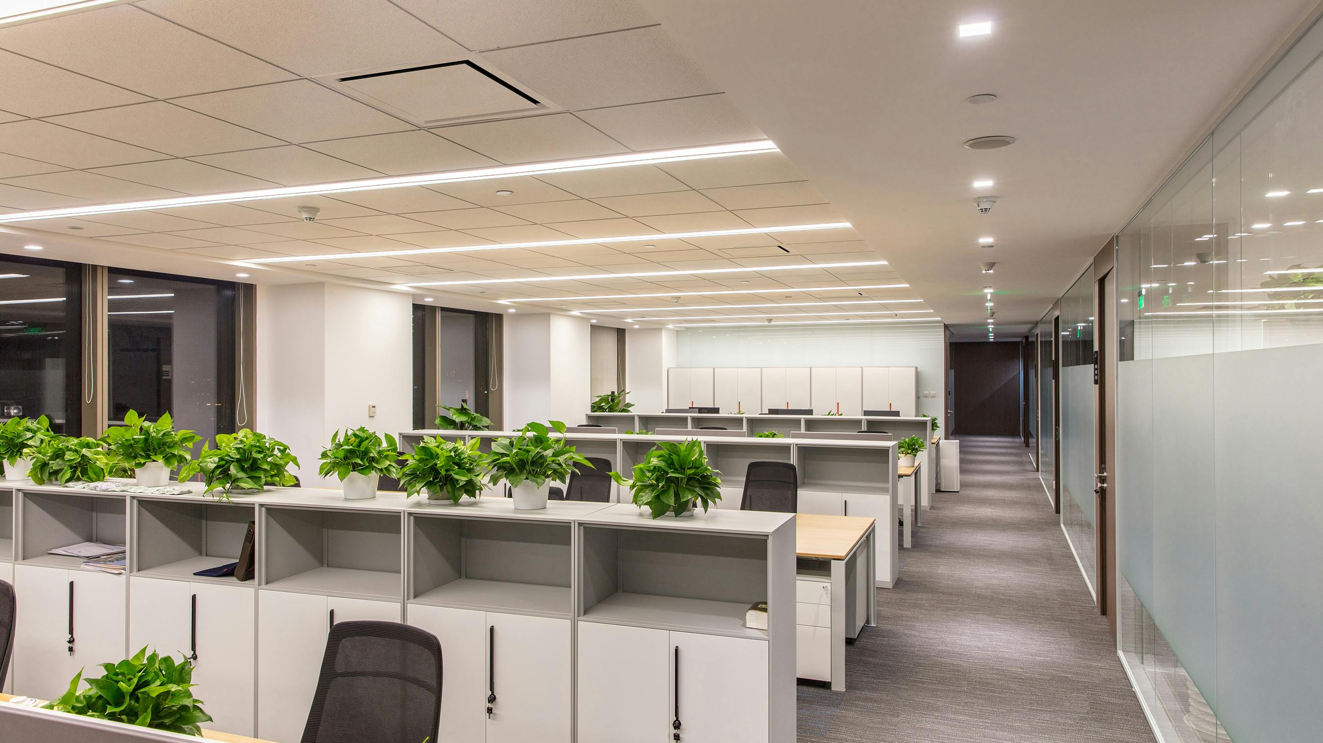 Diffuser selection can directly impact air distribution, acoustic comfort, and more, affecting the occupant experience.