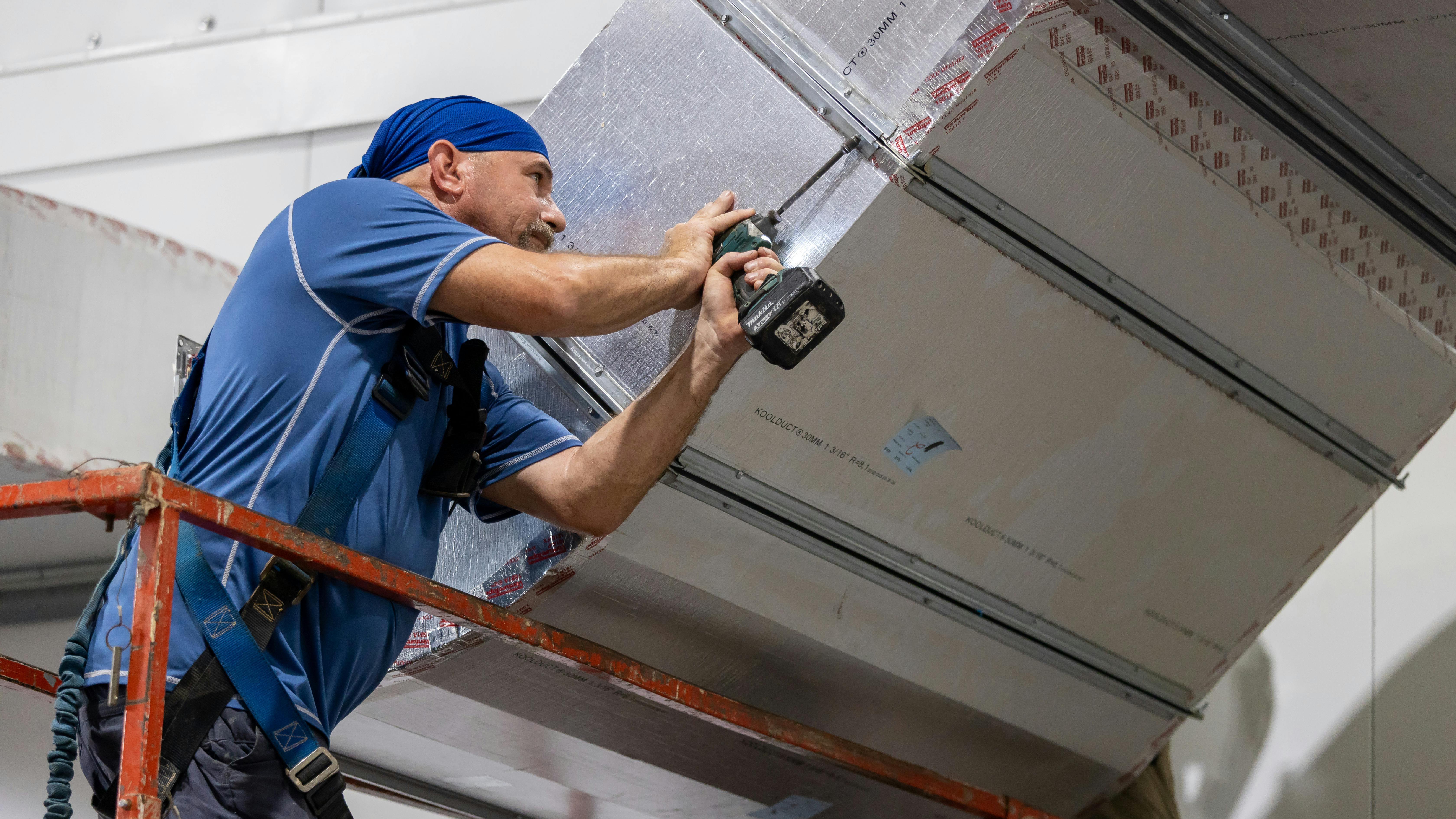Pre-insulated phenolic duct systems are an alternative to the sheet metal ductwork wrapped with external insulation that&rsquo;s traditionally used in commercial HVAC.
